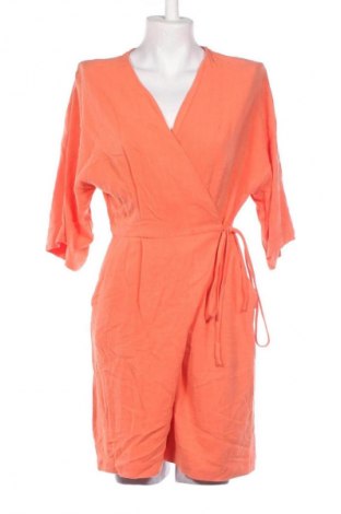 Kurzer Damenoverall Selected Femme, Größe M, Farbe Orange, Preis 142,99 €