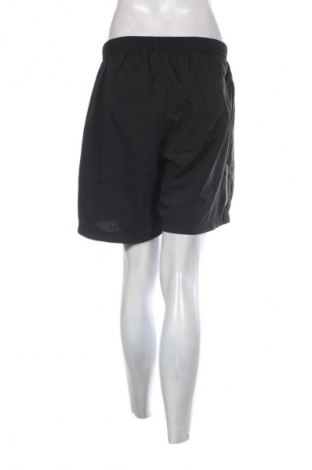 Damen Shorts Adidas, Größe M, Farbe Schwarz, Preis € 23,99