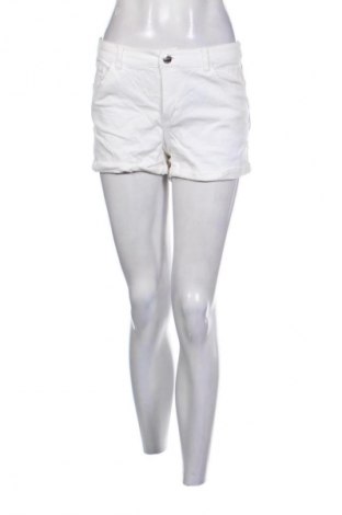 Damen Shorts Amisu, Größe S, Farbe Weiß, Preis 9,72 €