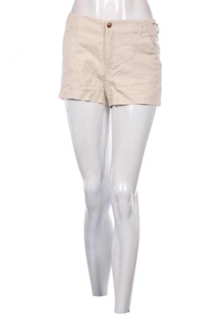 Pantaloni scurți de femei Bershka, Mărime S, Culoare Ecru, Preț 50,00 Lei