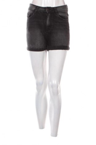 Damen Shorts Camaieu, Größe S, Farbe Grau, Preis 10,99 €