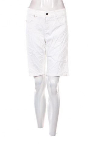 Pantaloni scurți de femei Cambio, Mărime L, Culoare Alb, Preț 150,99 Lei