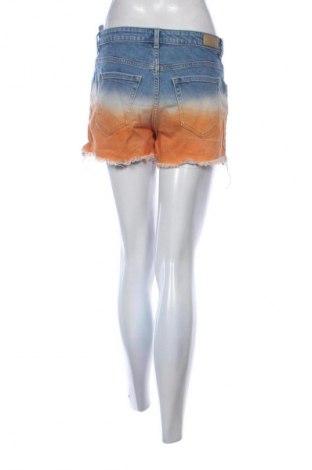 Damen Shorts Clockhouse, Größe M, Farbe Mehrfarbig, Preis € 7,99