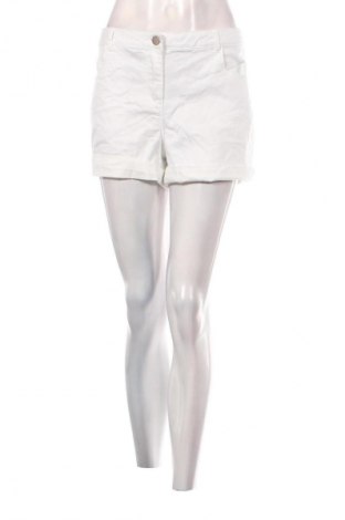 Pantaloni scurți de femei Debenhams, Mărime L, Culoare Ecru, Preț 34,99 Lei