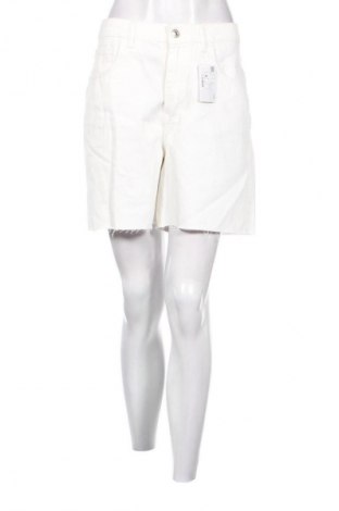 Damen Shorts Defacto, Größe M, Farbe Weiß, Preis € 12,99