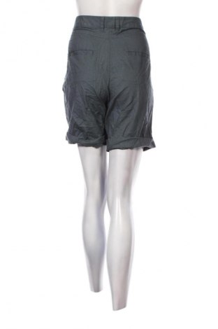 Damen Shorts Esmara, Größe XL, Farbe Grün, Preis € 9,99