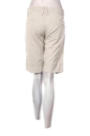Damen Shorts H&M, Größe M, Farbe Ecru, Preis 13,99 €