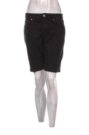 Dámské kraťasy  H&M, Velikost M, Barva Černá, Cena  219,00 Kč