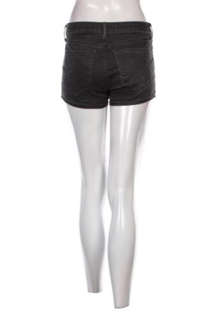 Pantaloni scurți de femei H&M, Mărime S, Culoare Negru, Preț 64,99 Lei