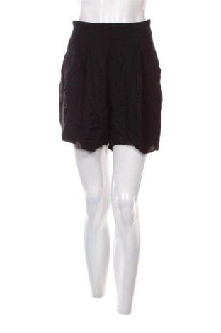 Dámské kraťasy  H&M, Velikost M, Barva Černá, Cena  239,00 Kč