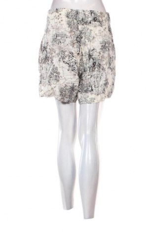 Dámske kraťasy  H&M, Veľkosť XL, Farba Viacfarebná, Cena  17,95 €