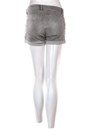 Dámske kraťasy  H&M, Veľkosť M, Farba Sivá, Cena  11,95 €