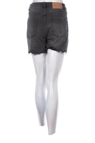 Damskie szorty H&M, Rozmiar S, Kolor Czarny, Cena 49,99 zł