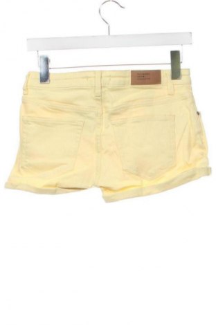 Női rövidnadrág Pull&Bear, Méret XS, Szín Sárga, Ár 4 739 Ft
