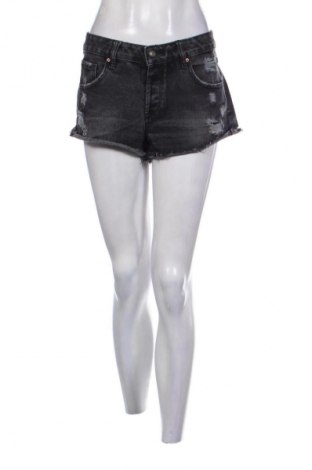 Damen Shorts Pull&Bear, Größe M, Farbe Grau, Preis € 11,99
