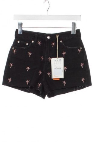 Damen Shorts Pull&Bear, Größe XS, Farbe Schwarz, Preis 18,47 €