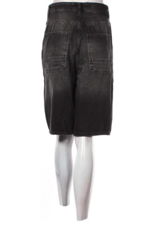 Dámske kraťasy  Pull&Bear, Veľkosť M, Farba Čierna, Cena  11,95 €