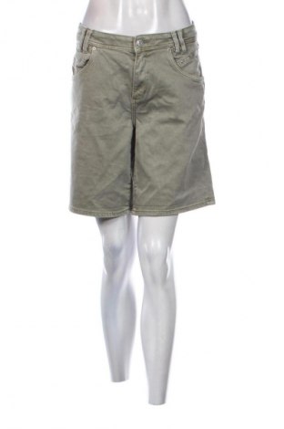 Damen Shorts S.Oliver, Größe M, Farbe Grün, Preis € 17,39