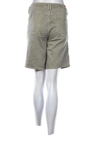 Damen Shorts S.Oliver, Größe M, Farbe Grün, Preis € 17,39