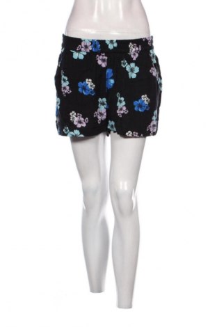 Pantaloni scurți de femei Tally Weijl, Mărime S, Culoare Multicolor, Preț 64,99 Lei