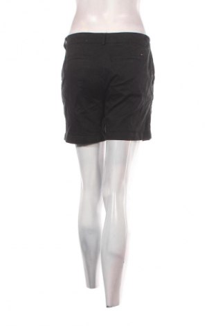 Pantaloni scurți de femei Tommy Jeans, Mărime M, Culoare Negru, Preț 106,99 Lei