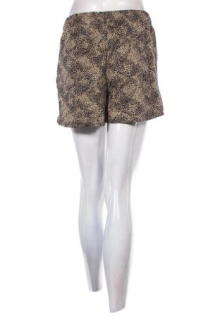 Damskie szorty True Spirit, Rozmiar L, Kolor Kolorowy, Cena 51,99 zł