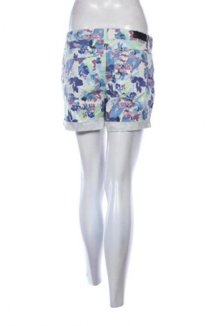 Pantaloni scurți de femei Vero Moda, Mărime XL, Culoare Multicolor, Preț 67,99 Lei