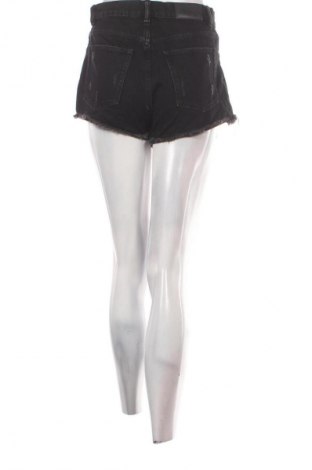 Damskie szorty Zara, Rozmiar S, Kolor Czarny, Cena 37,99 zł