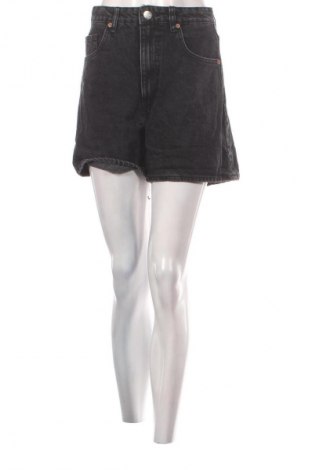 Pantaloni scurți de femei Zara, Mărime S, Culoare Negru, Preț 54,99 Lei