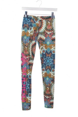 Damskie legginsy Adidas, Rozmiar XS, Kolor Kolorowy, Cena 134,99 zł