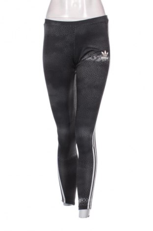 Dámske legíny  Adidas Originals, Veľkosť S, Farba Viacfarebná, Cena  11,95 €