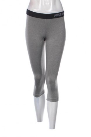 Dámské legíny  Nike, Velikost M, Barva Šedá, Cena  835,00 Kč