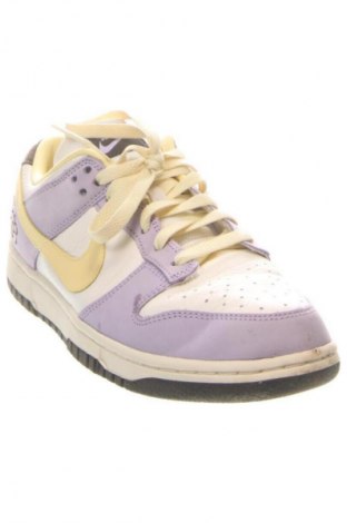 Γυναικεία παπούτσια Nike, Μέγεθος 40, Χρώμα Πολύχρωμο, Τιμή 44,99 €