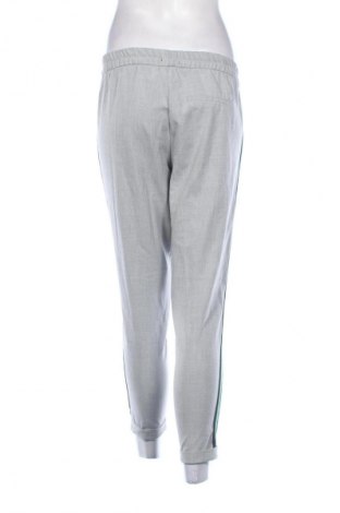 Pantaloni de femei Bershka, Mărime S, Culoare Gri, Preț 98,99 Lei