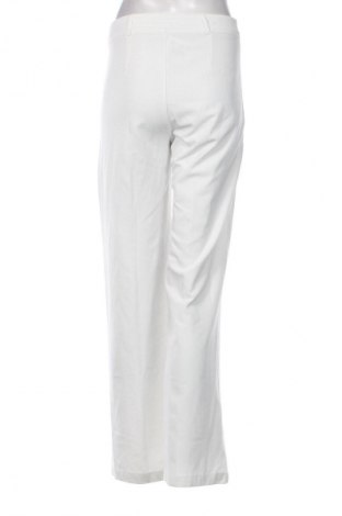 Damenhose Bershka, Größe S, Farbe Weiß, Preis € 15,35