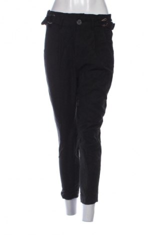 Pantaloni de femei Bershka, Mărime M, Culoare Negru, Preț 98,99 Lei