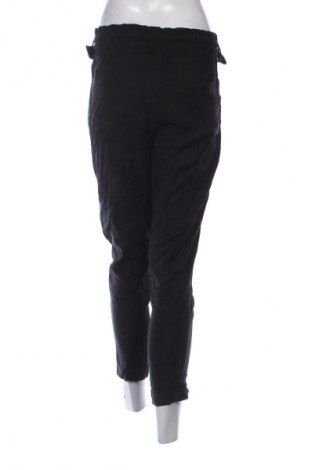 Pantaloni de femei Bershka, Mărime M, Culoare Negru, Preț 98,99 Lei