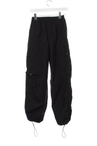 Damskie spodnie Bershka, Rozmiar XS, Kolor Czarny, Cena 66,39 zł
