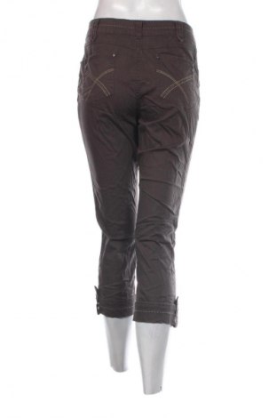 Pantaloni de femei Clara Vitti, Mărime M, Culoare Maro, Preț 98,99 Lei