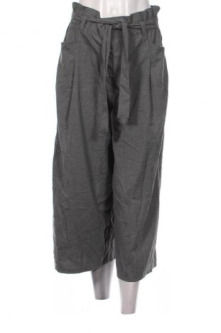 Damenhose Clockhouse, Größe M, Farbe Grau, Preis € 8,99