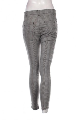 Damenhose Janina, Größe M, Farbe Mehrfarbig, Preis 20,99 €