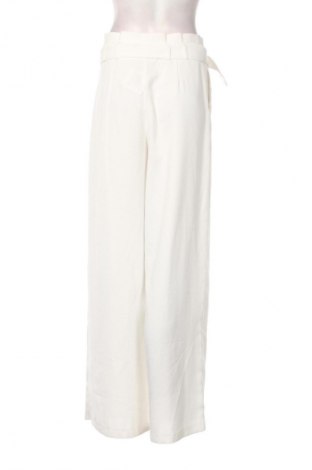 Damenhose Primark, Größe M, Farbe Weiß, Preis 33,99 €