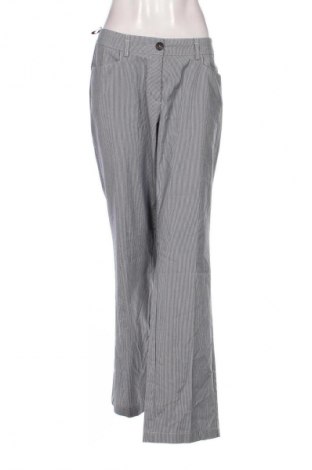 Pantaloni de femei S.Oliver, Mărime XL, Culoare Multicolor, Preț 139,99 Lei