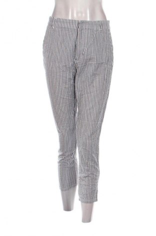Damenhose Stradivarius, Größe M, Farbe Mehrfarbig, Preis € 20,99