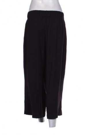 Damskie spodnie Stradivarius, Rozmiar S, Kolor Czarny, Cena 69,99 zł