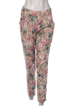 Damenhose Stradivarius, Größe S, Farbe Mehrfarbig, Preis € 11,99