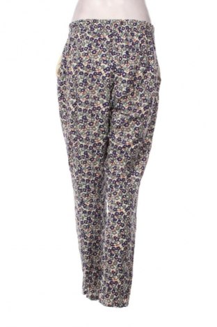 Pantaloni de femei Vero Moda, Mărime M, Culoare Multicolor, Preț 91,99 Lei