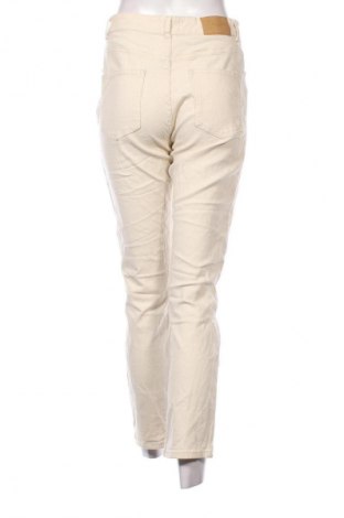 Női nadrág Vero Moda, Méret M, Szín Ekrü
, Ár 7 339 Ft