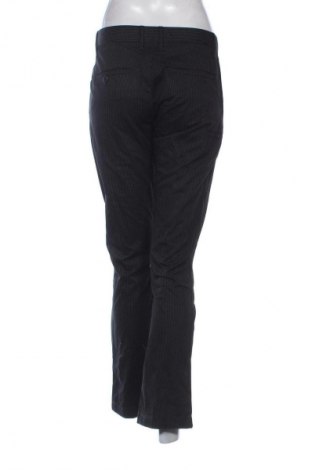 Damskie spodnie Volcom, Rozmiar M, Kolor Kolorowy, Cena 107,99 zł