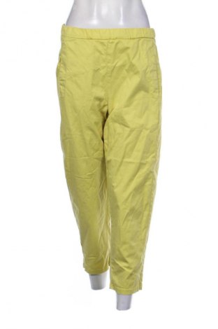 Damskie spodnie Wendy Trendy, Rozmiar M, Kolor Żółty, Cena 107,07 zł